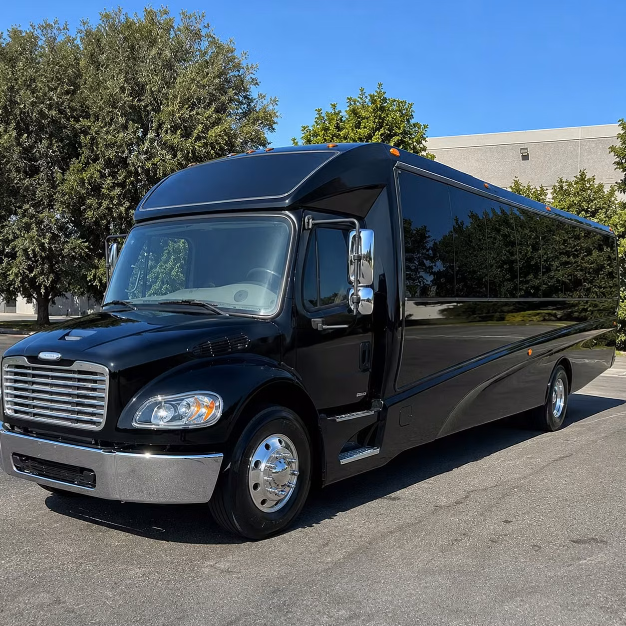 wichita falls 25 passenger minibus rental